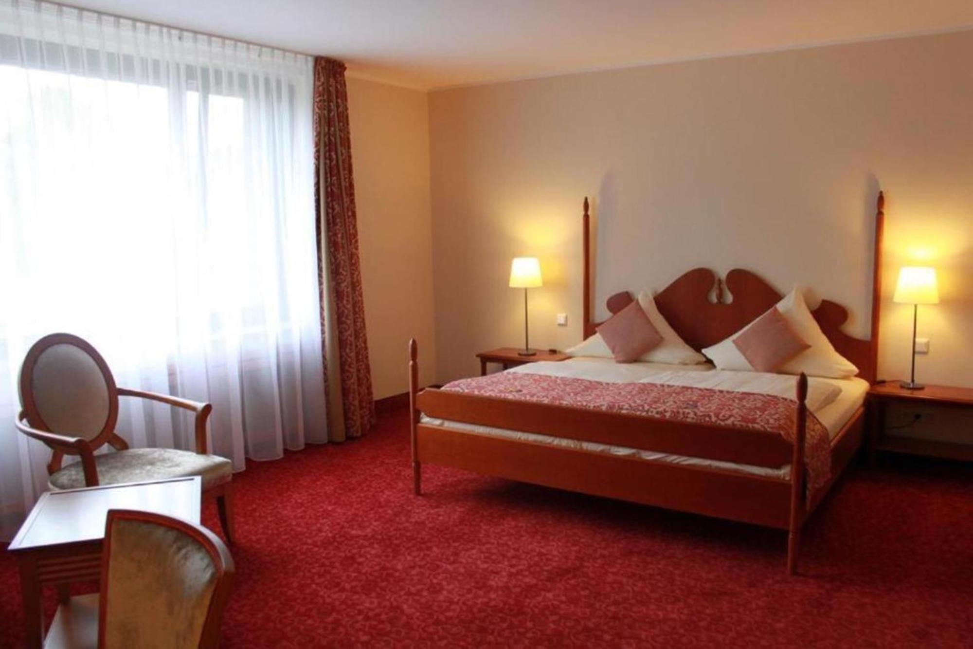 Plaza Inn Реклингхаузен Экстерьер фото