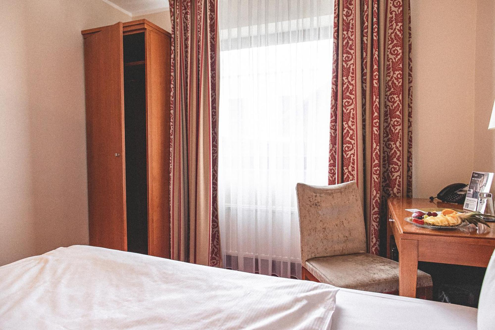 Plaza Inn Реклингхаузен Экстерьер фото